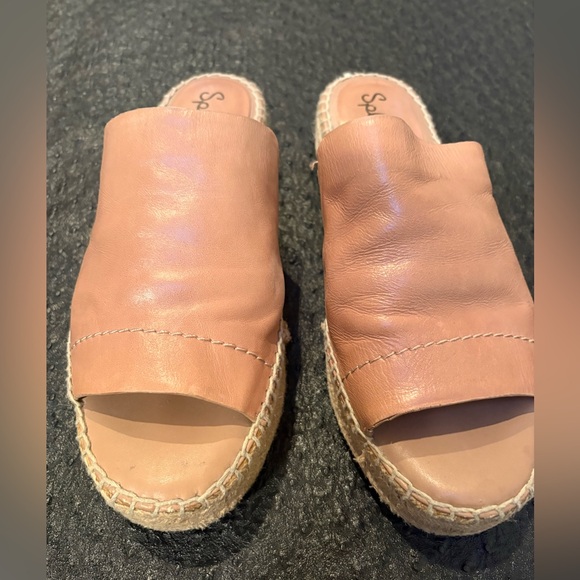 Splendid EUC leather upper espadrill - Picture 3 of 4